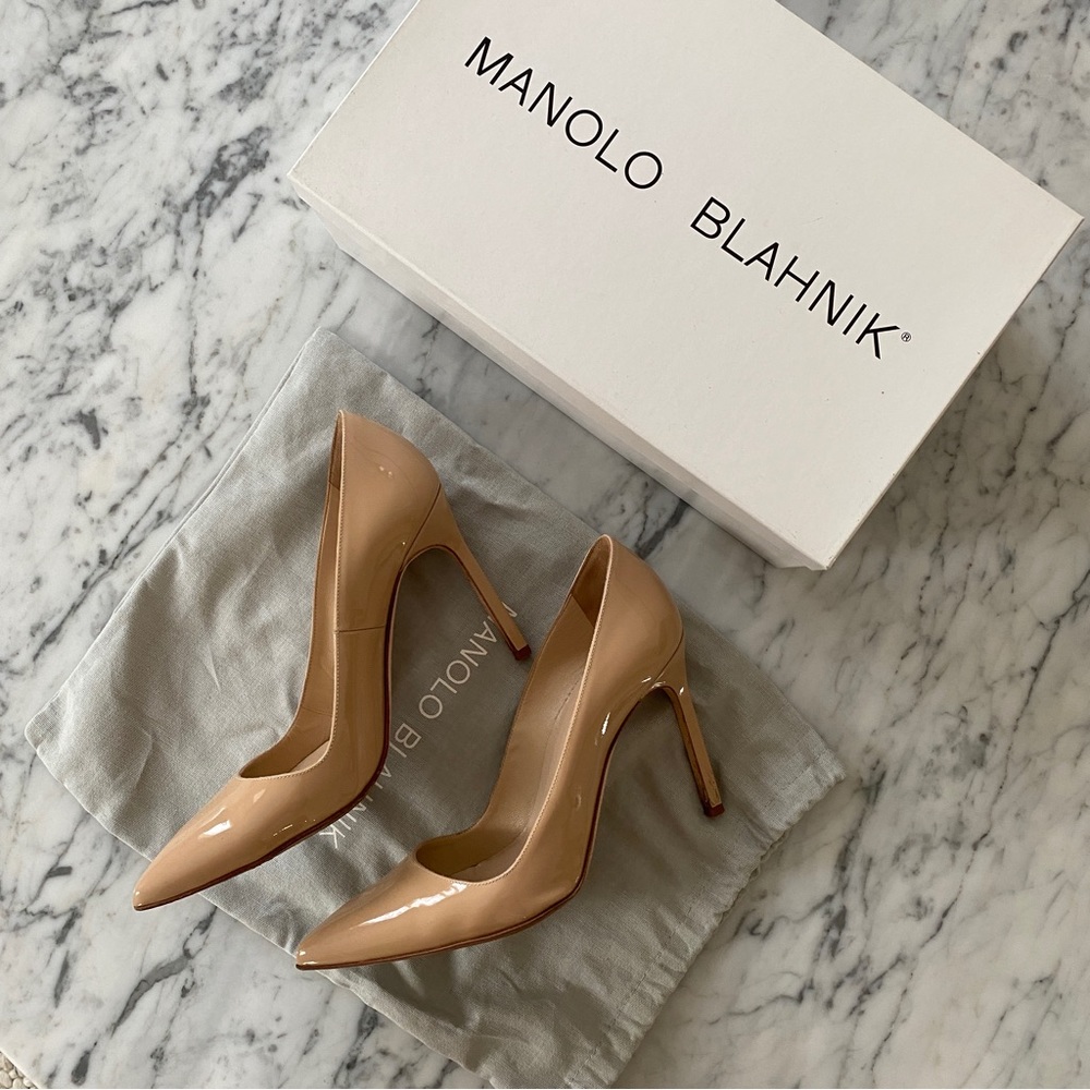 Manolo Blahnik BB 105 Nude Patent (Size 6)